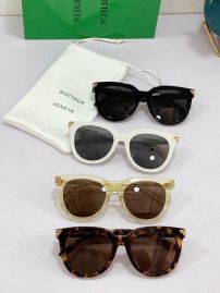 Picture of Bottega Veneta Sunglasses _SKUfw39896192fw